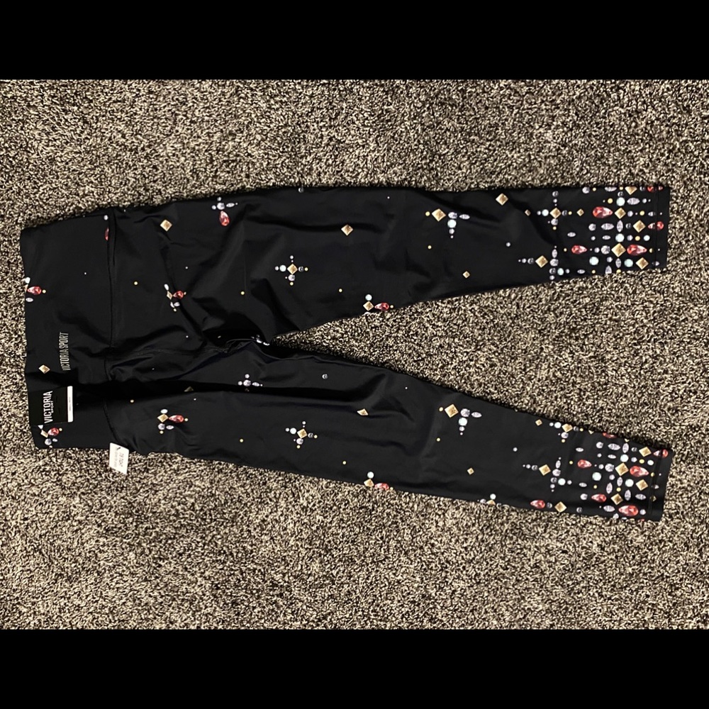 VS Sport leggings